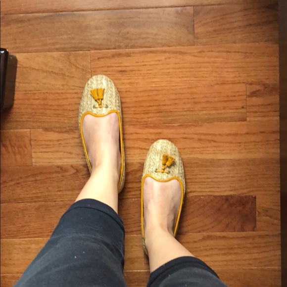 BC Woven Flats Yellow Trim size 8 - Picture 4 of 5